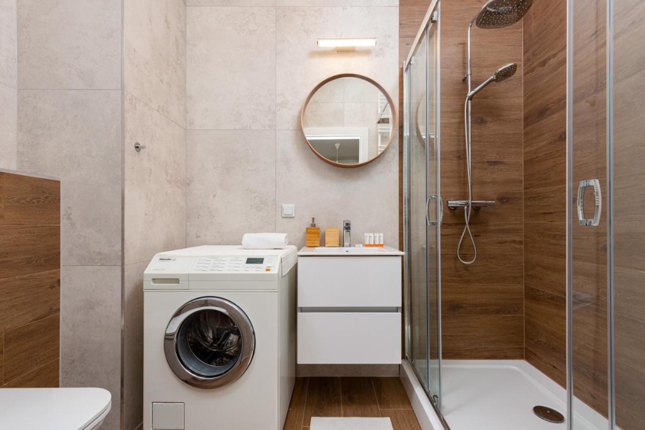 Forum Wola Jana Kazimierza Apartment By Noclegi Renters Warszawa Eksteriør billede