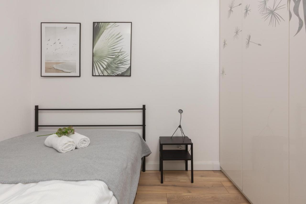 Forum Wola Jana Kazimierza Apartment By Noclegi Renters Warszawa Eksteriør billede